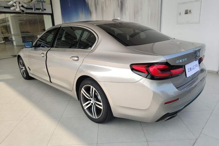 Used BMW 5 Series 2021 530Li Leading Luxury Package Rear Left 45 Deg