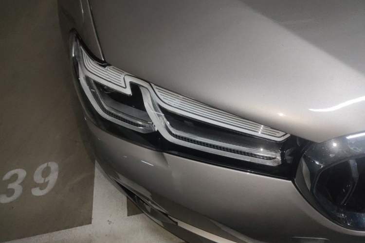 Used BMW 5 Series 2021 530Li Leading Luxury Package Right Front Headlight