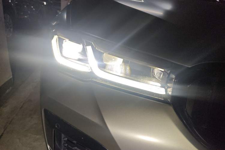 Used BMW 5 Series 2021 540i Sport Line M Sport Package Right Front Headlight