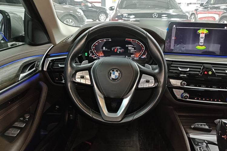 Used BMW 5 Series 2021 530Li Leading Luxury Package Steering Wheel