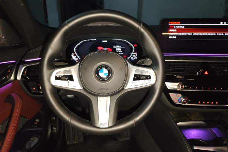 Used BMW 5 Series 2021 525Li M Sport Package Steering Wheel