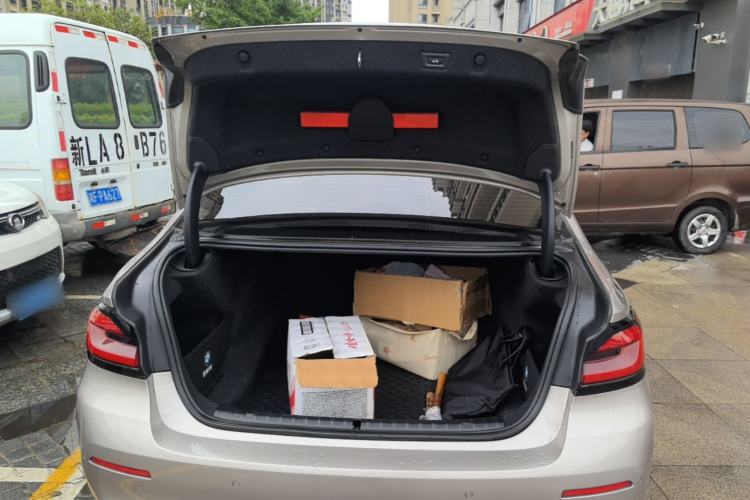 Used BMW 5 Series 2021 525Li Luxury Package Trunk