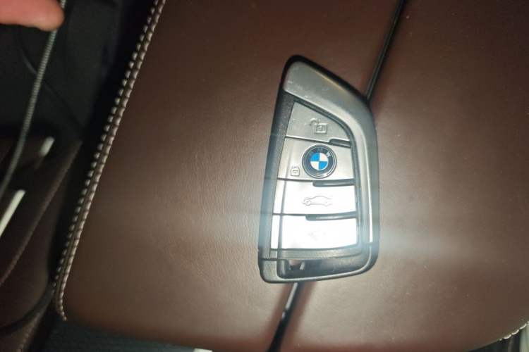 Used BMW 5 Series 2021 540i Sport Line M Sport Package Vehicle Key