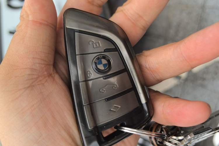 Used BMW 5 Series 2021 525Li Luxury Package Vehicle Key