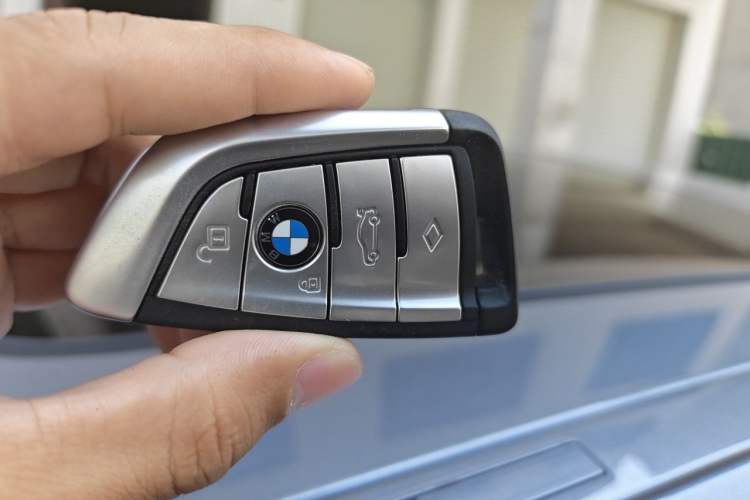 Used BMW 5 Series 2021 530i M Sport Package Vehicle Key