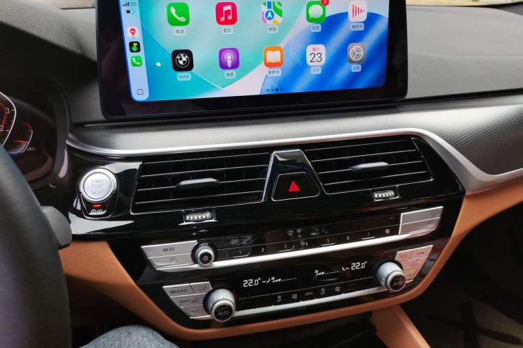 Used BMW 5 Series 2021 525i M Sport Package Audio And AC Panel