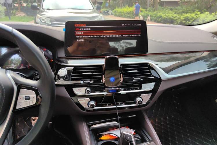 Used BMW 5 Series 2021 Updated Version 525Li Luxury Package Audio And AC Panel