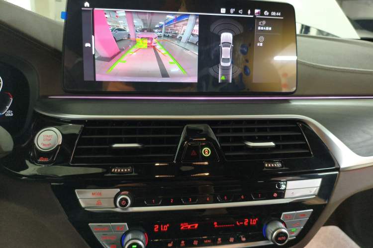 Used BMW 5 Series 2021 530Li Leading Model M Sport Package Audio And AC Panel