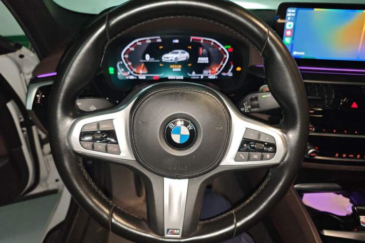 Used BMW 5 Series 2021 525Li M Sport Package Audio And AC Panel