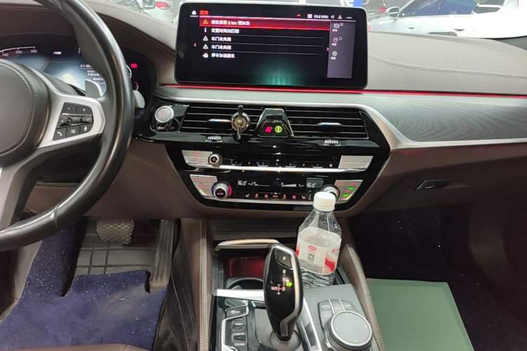 Used BMW 5 Series 2021 530Li Leading Model M Sport Package Audio And AC Panel