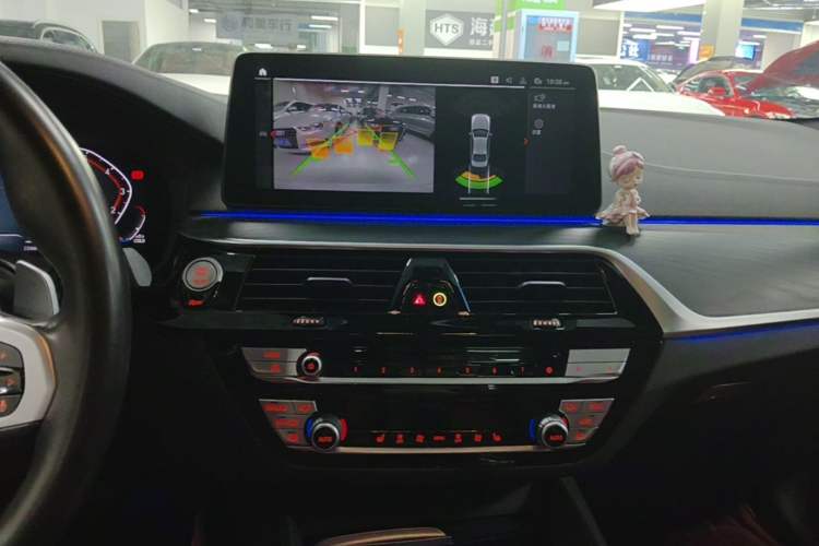 Used BMW 5 Series 2021 530Li Leading Model M Sport Package Audio And AC Panel