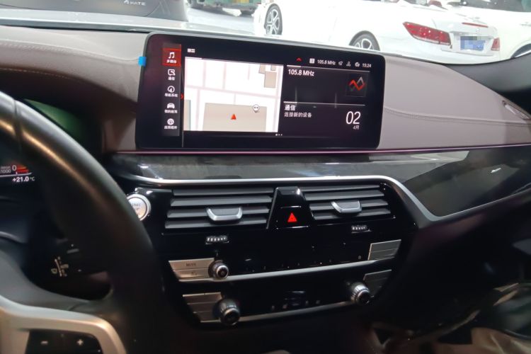 Used BMW 5 Series 2021 525Li M Sport Package Audio And AC Panel