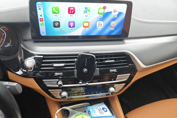 Used BMW 5 Series 2021 530i M Sport Package Audio And AC Panel