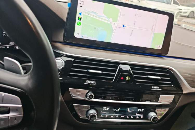 Used BMW 5 Series 2021 530Li Luxury Edition Premium Package Audio And AC Panel