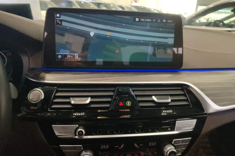 Used BMW 5 Series 2021 Updated 530Li Luxury Package Premium Edition Audio And AC Panel