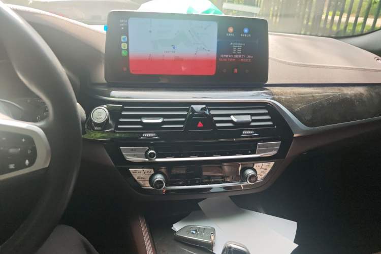 Used BMW 5 Series 2021 Facelifted 525Li M Sport Package Audio And AC Panel