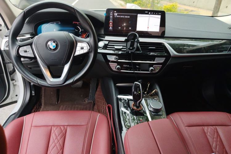 Used BMW 5 Series 2021 525Li Luxury Package Center Console
