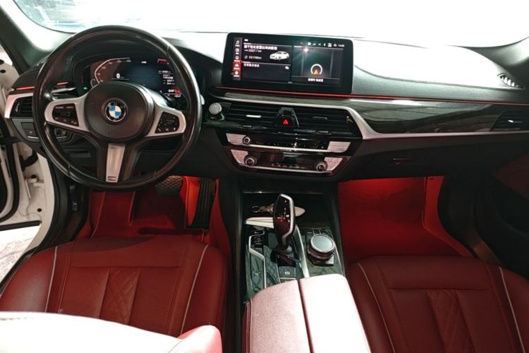 Used BMW 5 Series 2021 Facelifted 525Li M Sport Package Center Console