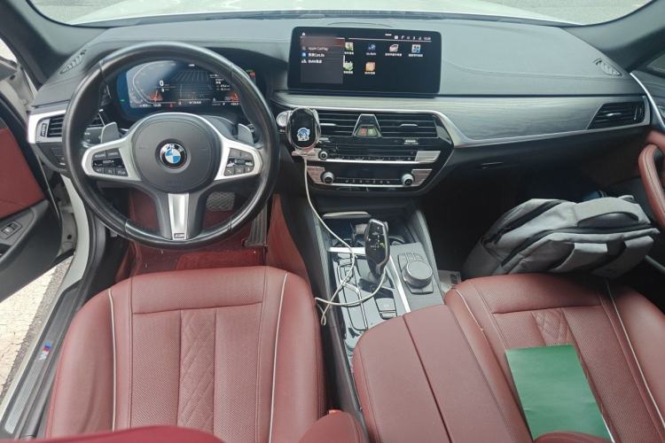 Used BMW 5 Series 2021 530Li Leading Model M Sport Package Center Console