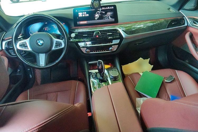 Used BMW 5 Series 2021 525Li M Sport Package Center Console