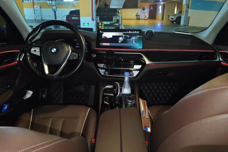 Used BMW 5 Series 2021 525Li Luxury Package Center Console