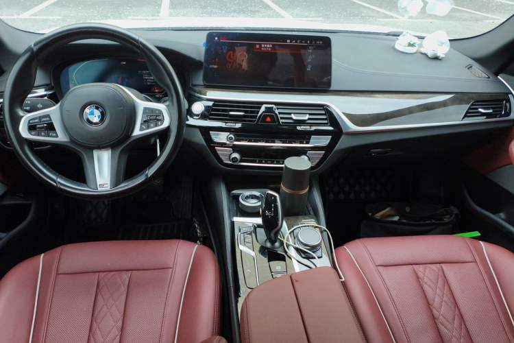 Used BMW 5 Series 2021 525Li M Sport Package Center Console