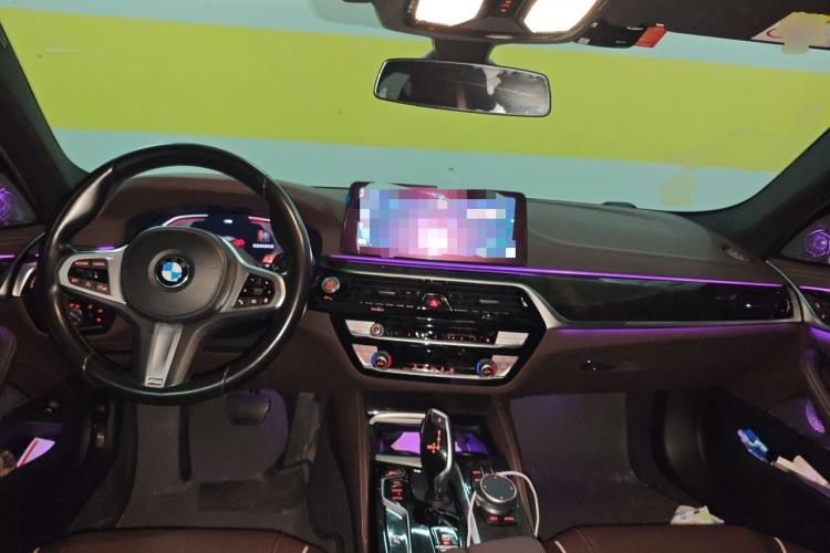 Used BMW 5 Series 2021 525Li M Sport Package Center Console
