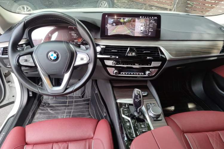 Used BMW 5 Series 2021 530Li Luxury Edition Premium Package Center Console