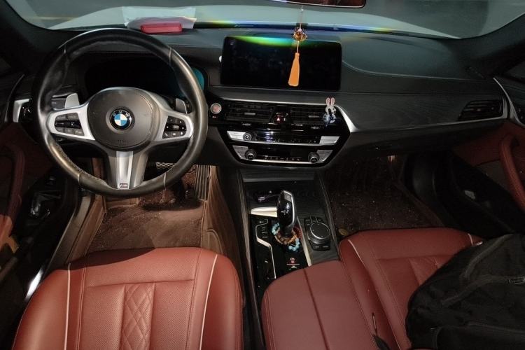 Used BMW 5 Series 2021 530Li Leading Model M Sport Package Center Console