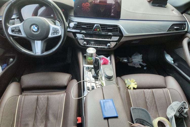 Used BMW 5 Series 2021 530Li Luxury Edition M Sport Package Center Console