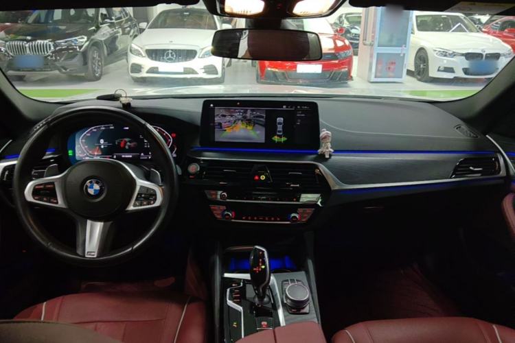 Used BMW 5 Series 2021 530Li Leading Model M Sport Package Center Console