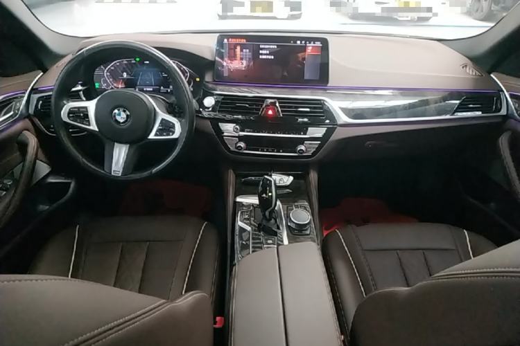 Used BMW 5 Series 2021 525Li M Sport Package Center Console