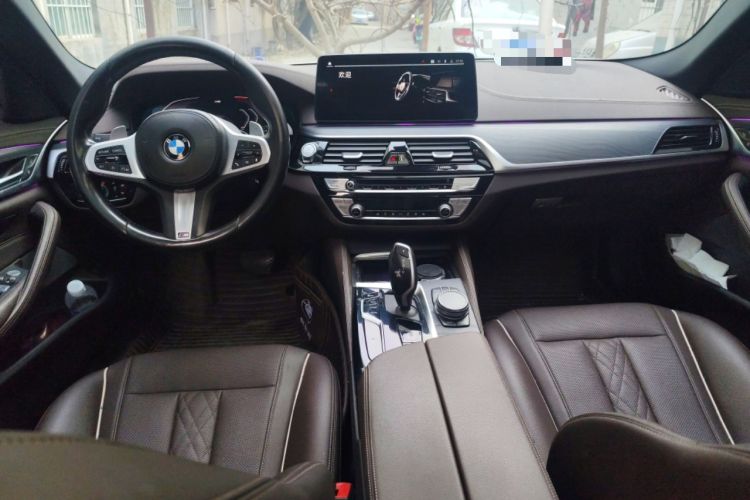 Used BMW 5 Series 2021 530Li Leading Model M Sport Package Center Console