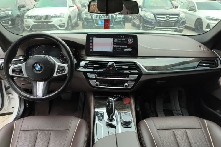 Used BMW 5 Series 2021 525Li M Sport Package Center Console