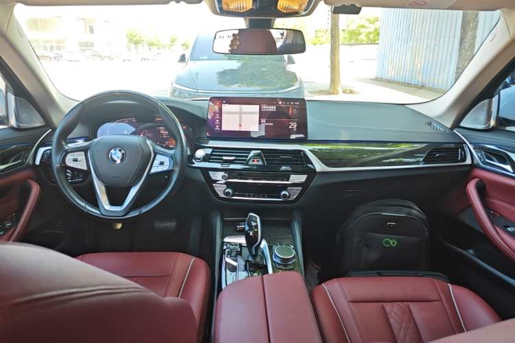 Used BMW 5 Series 2021 525Li Luxury Package Center Console