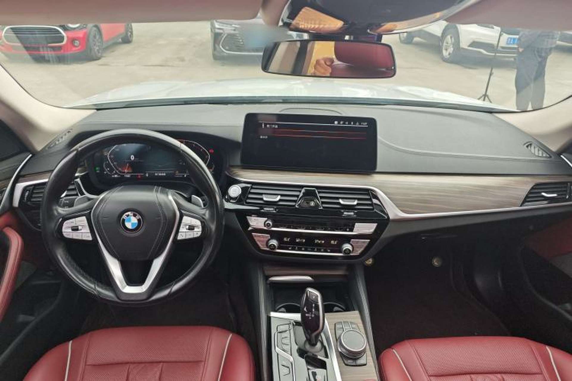 Used BMW 5 Series 2021 530Li Leading Luxury Package Center Console