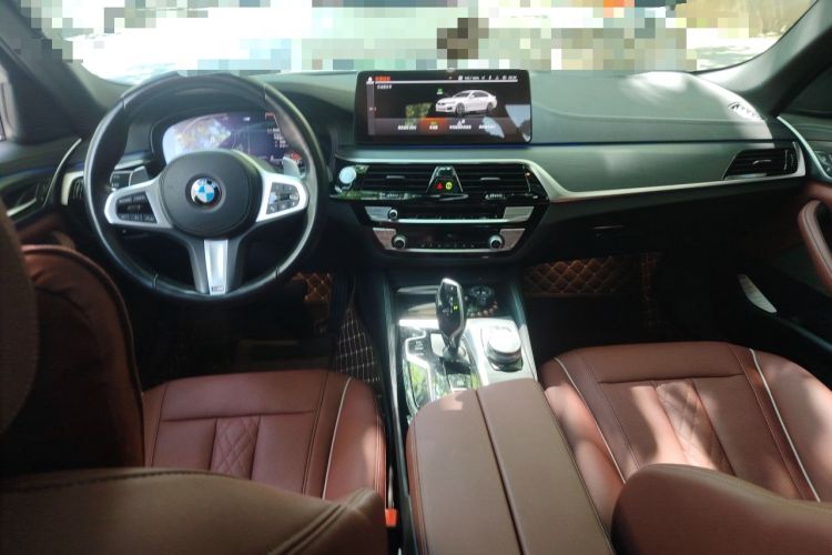 Used BMW 5 Series 2021 Facelifted 530Li xDrive M Sport Package Center Console