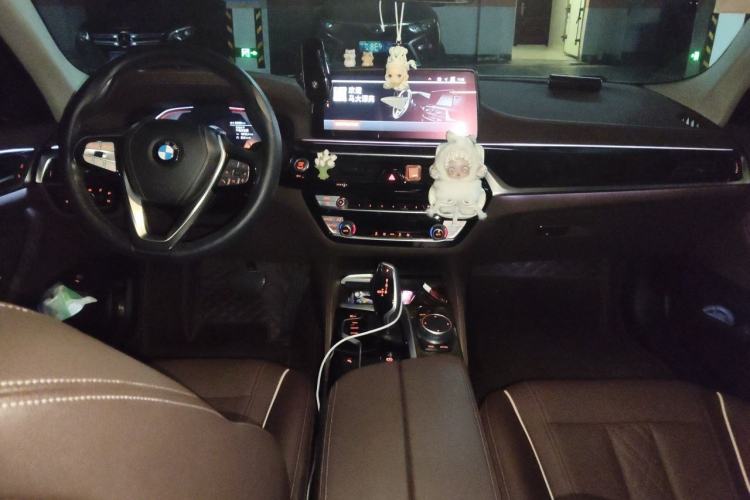 Used BMW 5 Series 2021 525Li Luxury Package Center Console