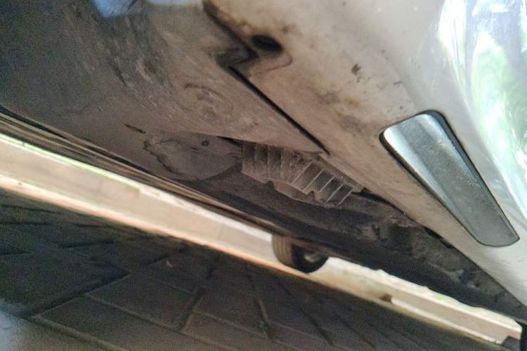 Used BMW 5 Series 2021 525Li M Sport Package Chassis Front Left