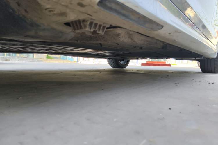 Used BMW 5 Series 2021 525Li M Sport Package Chassis Front Left
