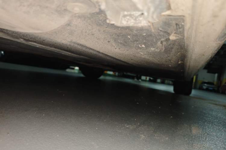 Used BMW 5 Series 2021 525Li M Sport Package Chassis Front Left