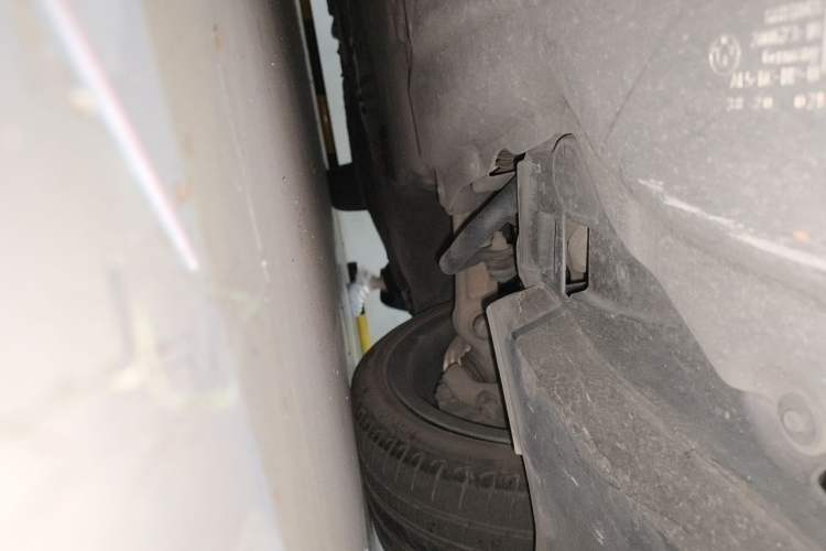 Used BMW 5 Series 2021 530Li Leading Model M Sport Package Chassis Front Left