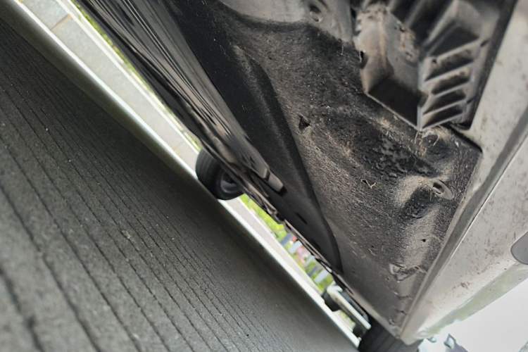 Used BMW 5 Series 2021 525Li M Sport Package Chassis Front Left