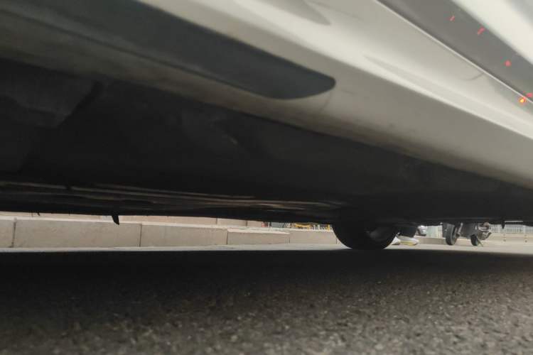 Used BMW 5 Series 2021 525Li M Sport Package Chassis Front Left