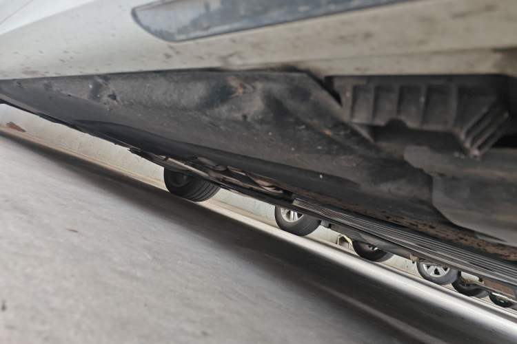 Used BMW 5 Series 2021 Facelifted 530Li Leading Edition M Sport Package Chassis Front Right