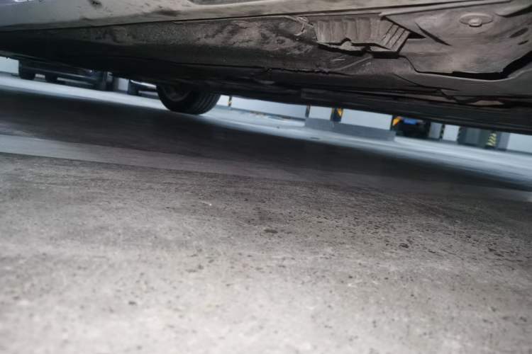 Used BMW 5 Series 2021 525Li M Sport Package Chassis Front Right