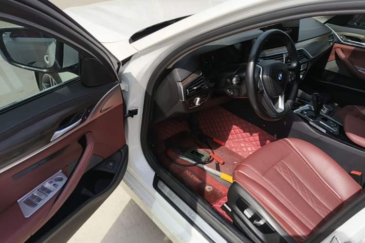 Used BMW 5 Series 2021 530Li Leading Luxury Package Driver Seat