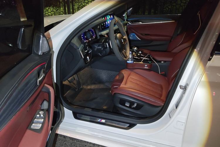Used BMW 5 Series 2021 530Li Leading Model M Sport Package Driver Seat