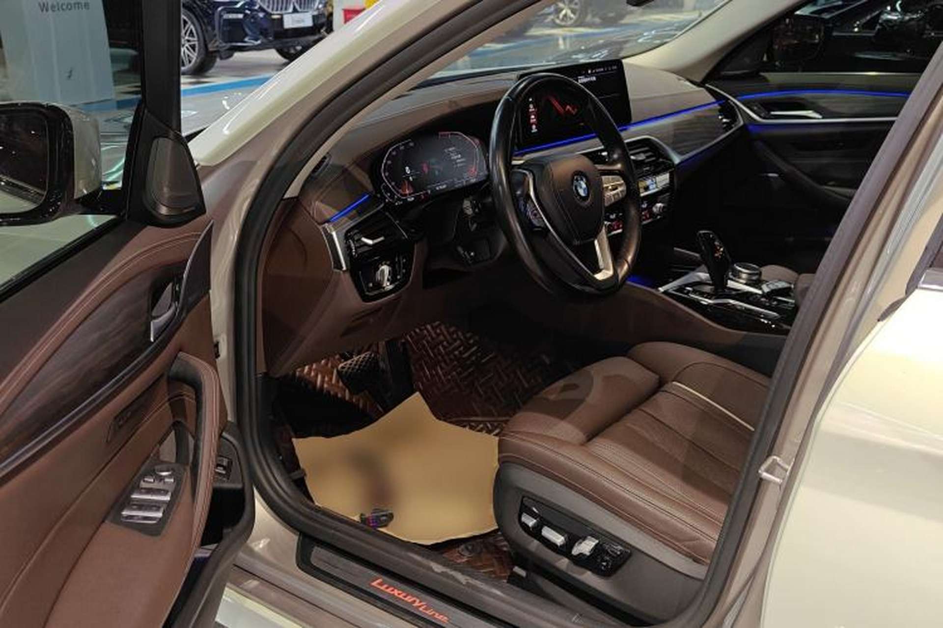 Used BMW 5 Series 2021 530Li Luxury Edition Premium Package Driver Seat