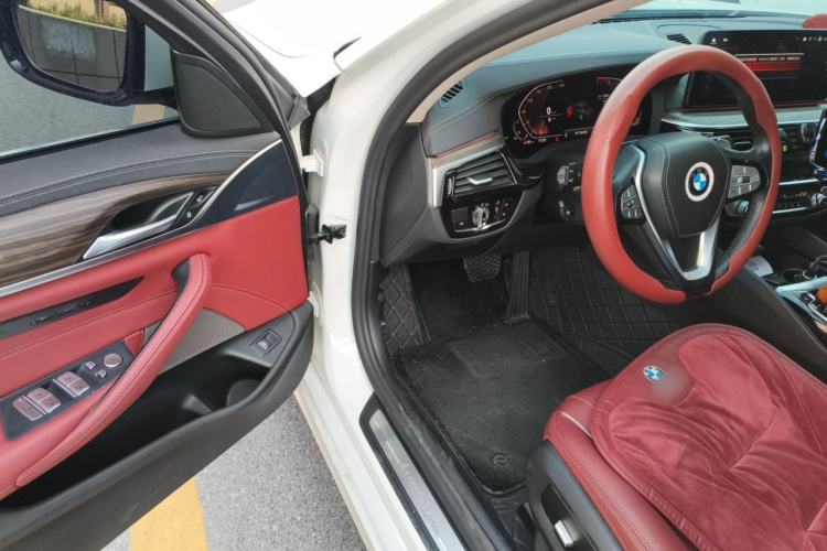 Used BMW 5 Series 2021 530Li Leading Luxury Package Driver Seat